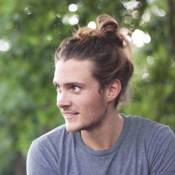 Meet your Posher, Derek - Picture 1 of 1